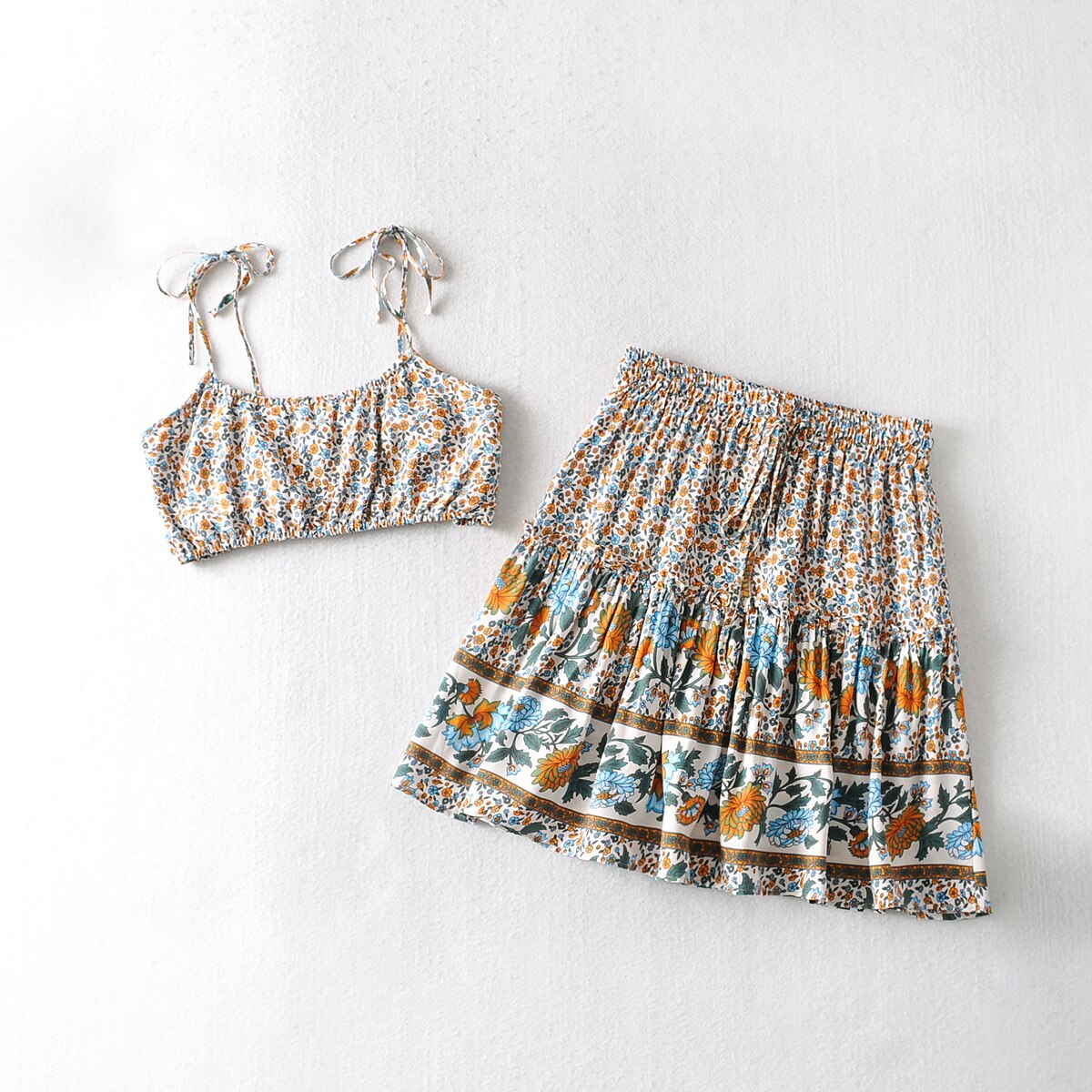 Elastic Waist Mini Skirt Two Pieces Set